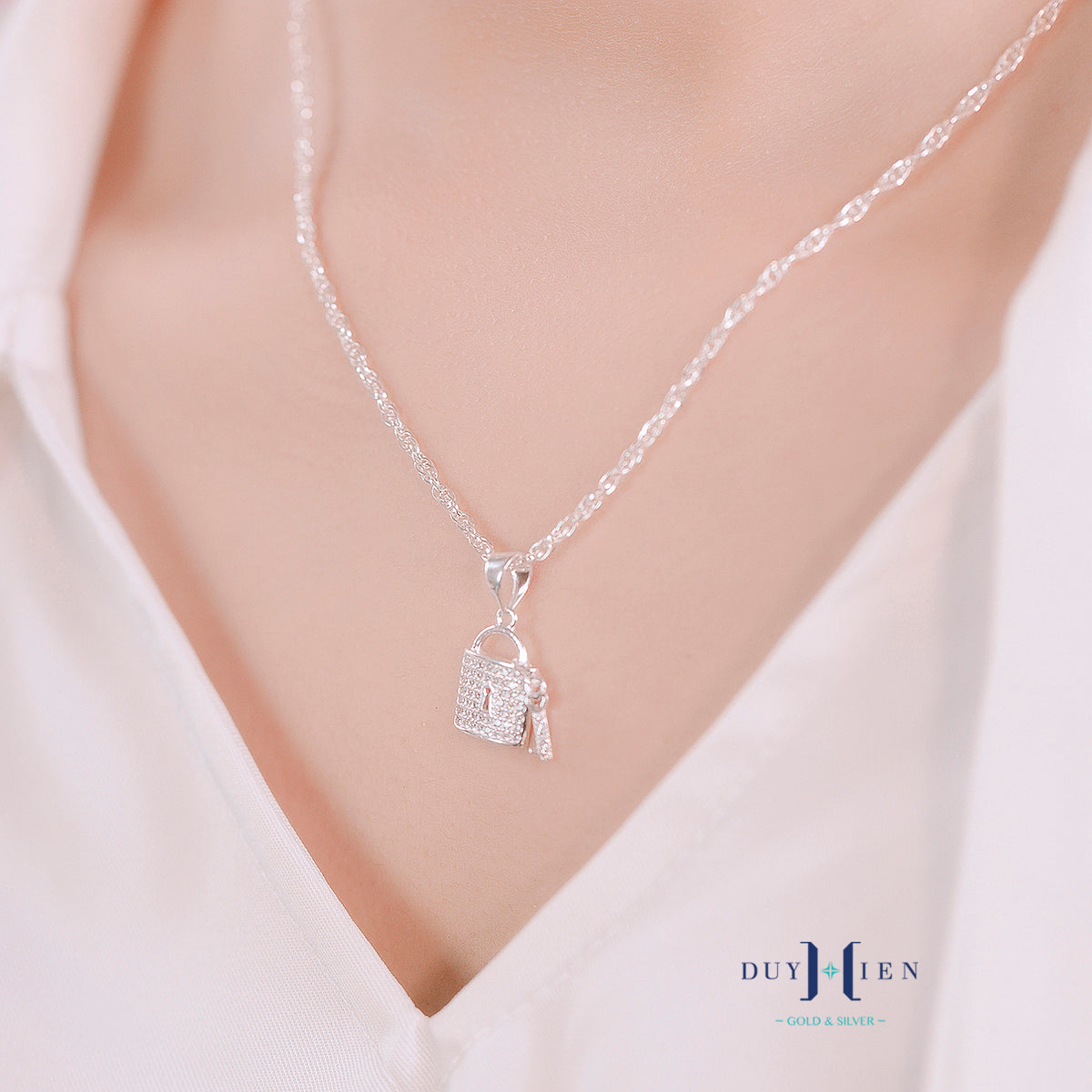 JUELHAUS Pure S990 Silver Necklace for Daughter with Key Lock Shape S925 Silver Pendant