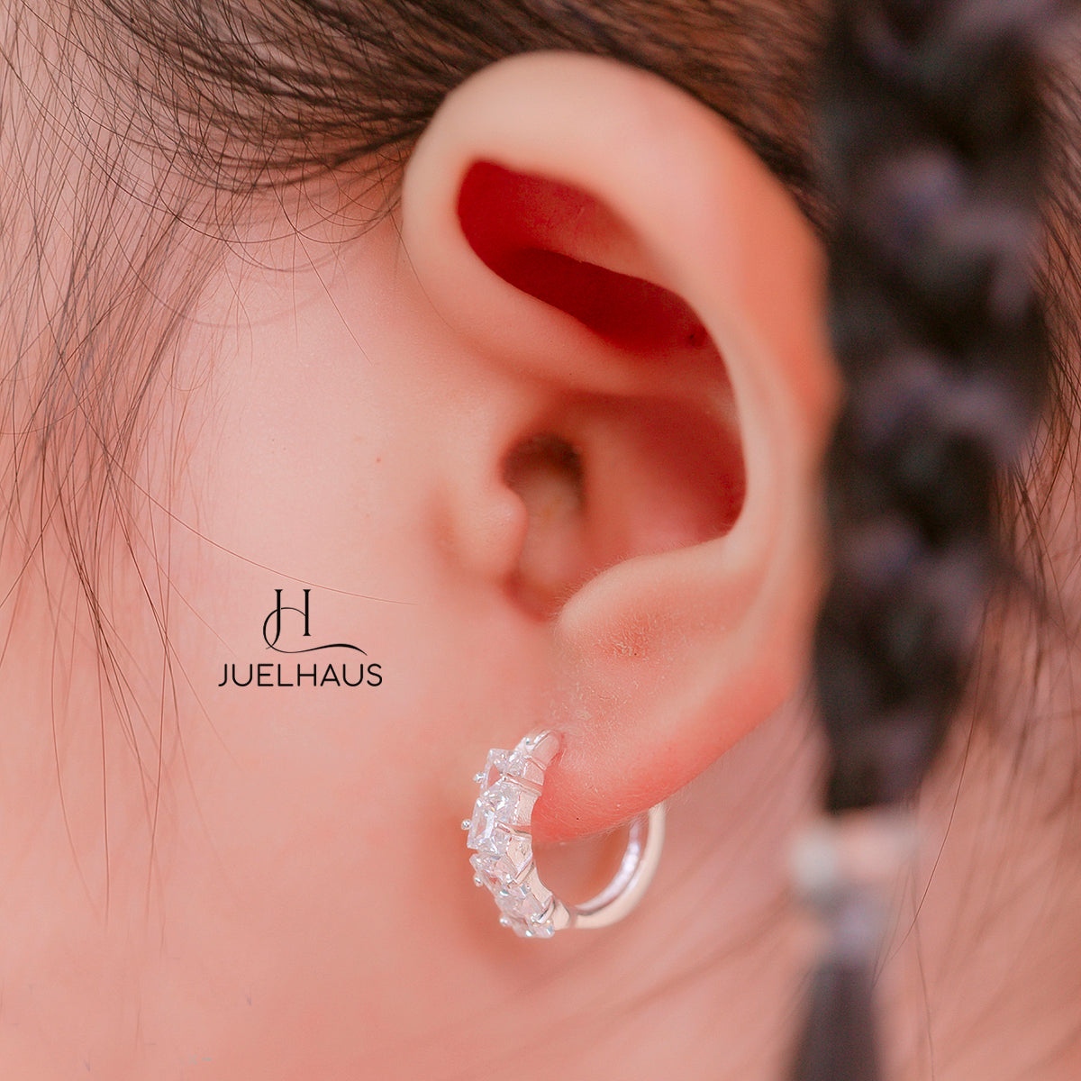 JUELHAUS Simple but extremely bright white single row white stone earrings, non-round style with extremely sturdy clasp