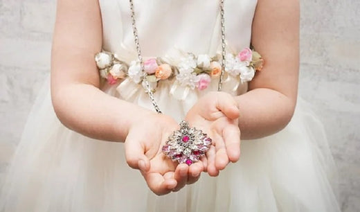 Tips and Tricks to Finding the Right Jewelry for Your Child