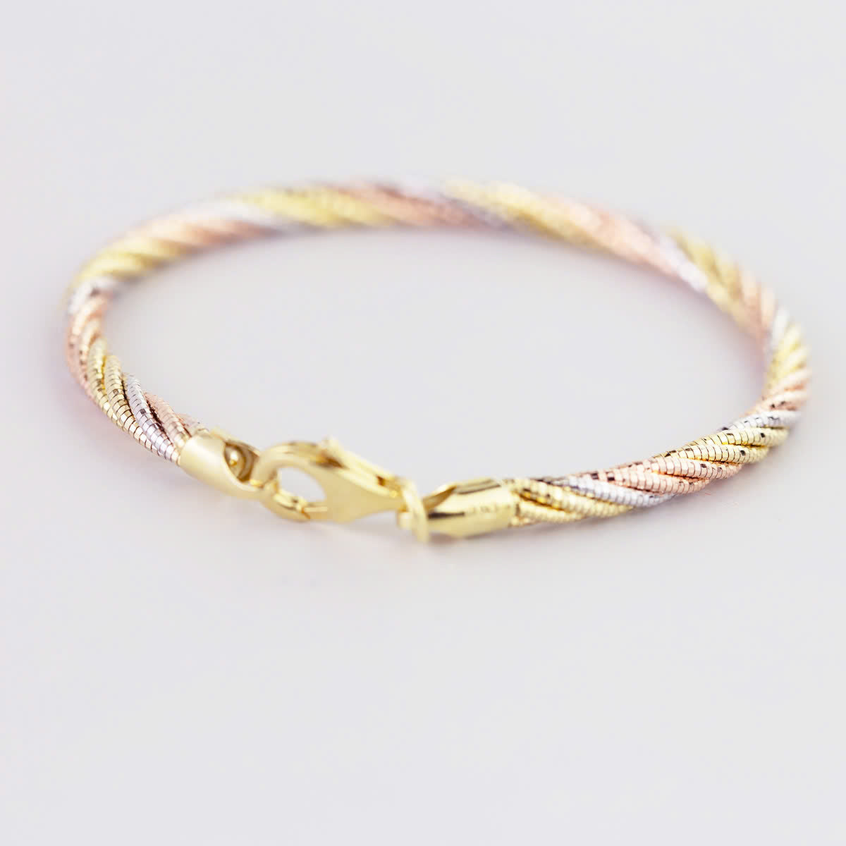 JUELHAUS S925 Silver Bracelet, 3-Color Plating, Like Italian Gold, Luxurious and Outstanding 5-Strand Tet Necklace Style